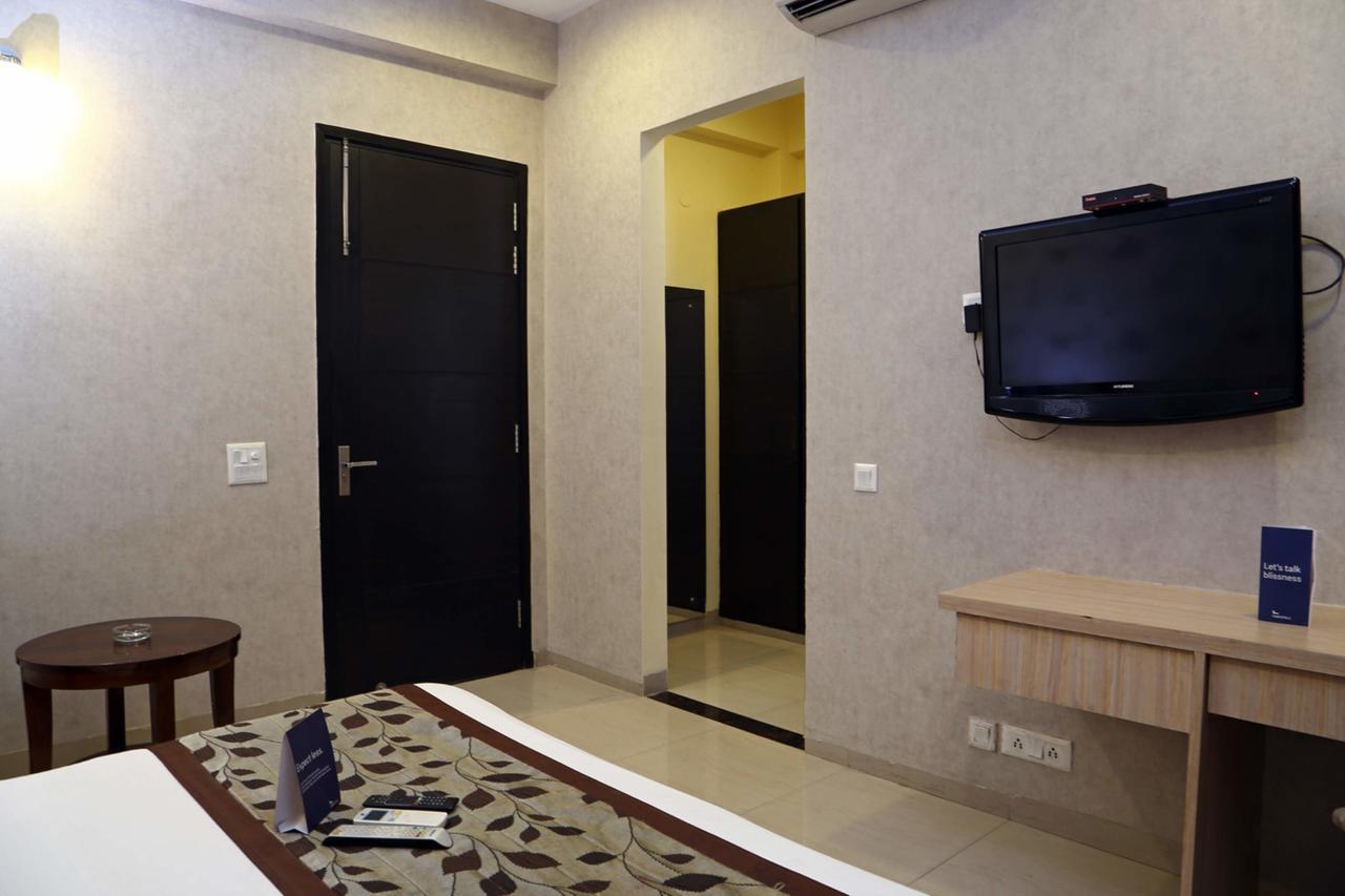 Fabhotel Signature Cyber Park Delhi  Eksteriør bilde