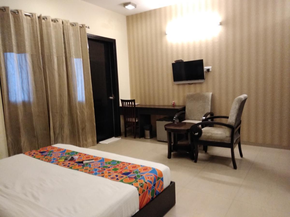 Fabhotel Signature Cyber Park Delhi  Rom bilde