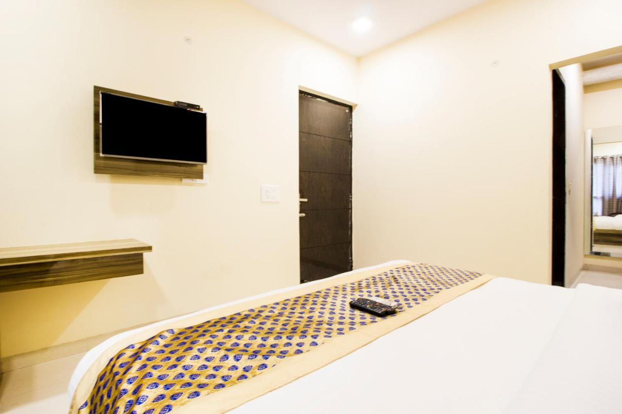 Fabhotel Signature Cyber Park Delhi  Eksteriør bilde