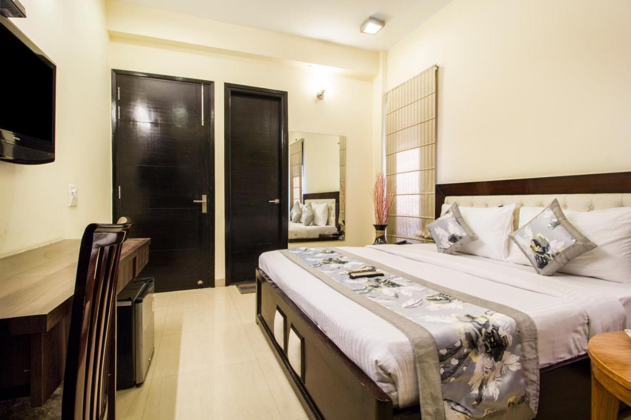 Fabhotel Signature Cyber Park Delhi  Eksteriør bilde
